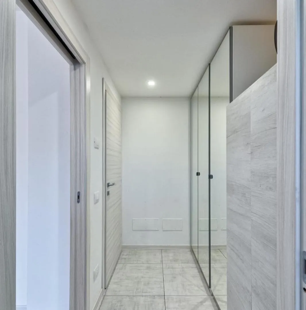 Sb Sweet Apartment With Pool Peschiera del Garda Italy