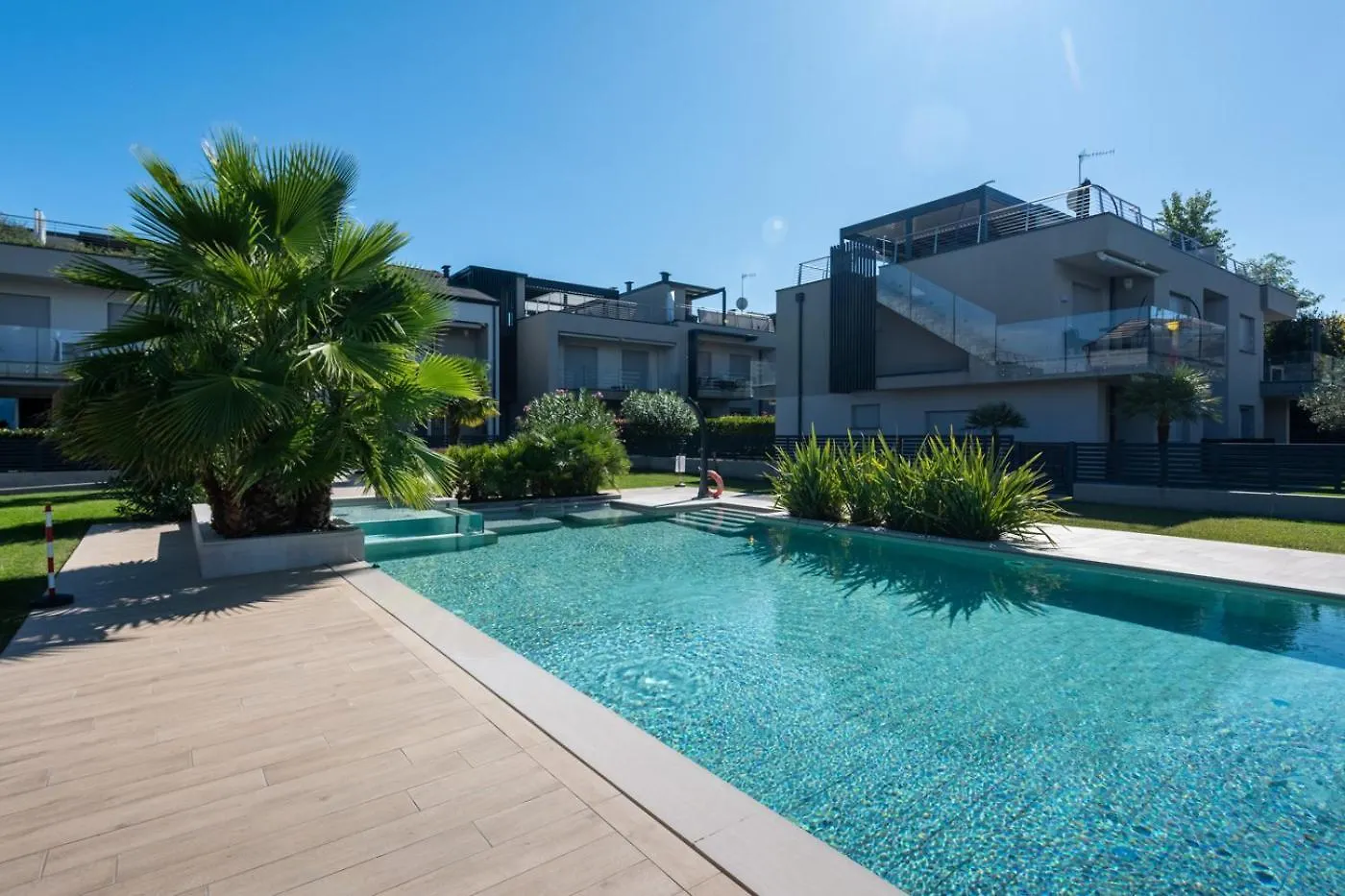 Sb Sweet Apartment With Pool Peschiera del Garda
