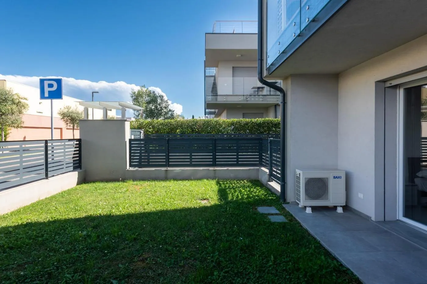 Sb Sweet Apartment With Pool Πεσκιέρα ντελ Γκάρντα