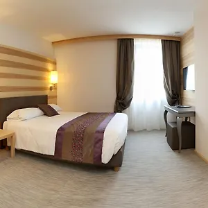 3* فندق غاردين