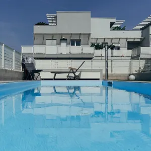 The - Luxury With Pool Peschiera del Garda